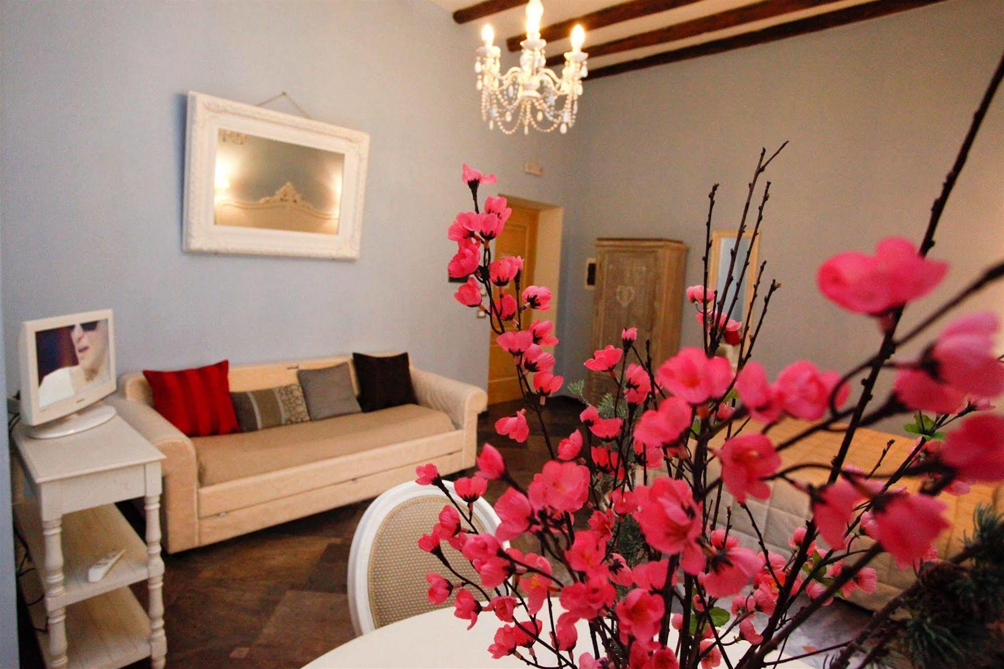 Casa De Fiori Pensión Roma