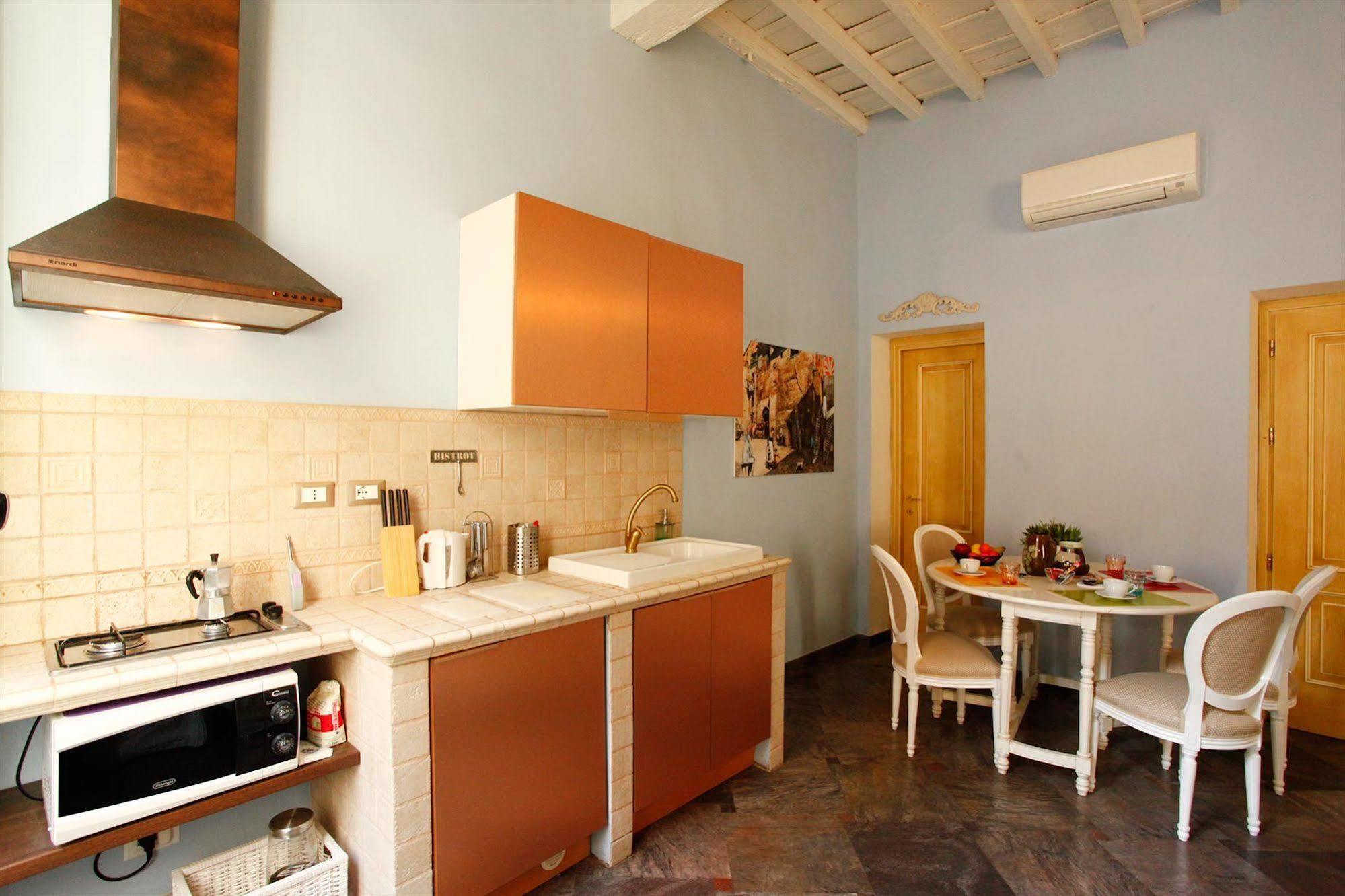 Casa De Fiori Pensión